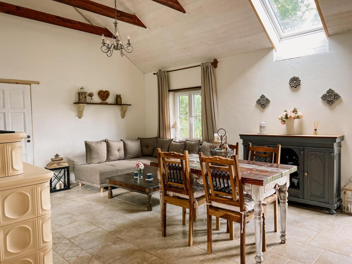 Bungalov Trapani Ruzova Extérieur photo